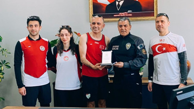 Bursalı maratoncular emniyet için koştu