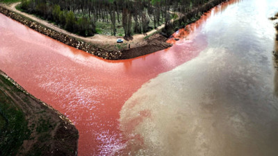 Fadlum Çayı rengini verdi! Kızılırmak'ta eşsiz manzara