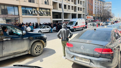 Van'da kanlı hesaplaşma! Mağazada silahlar patladı: 1 ölü, 3 yaralı