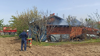 Sındırgı'da ev yangını korkuttu