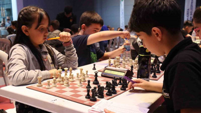 Şanlıurfa’da ödüllü satranç turnuvası