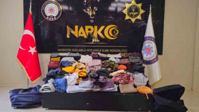 Van polisi, uyuşturucu tacirlerinin planını bozdu: Kıyafetlere emdirmişler