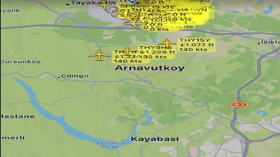 İstanbul Havalimanı’na 3 THY uçağı aynı anda iniş yaptı