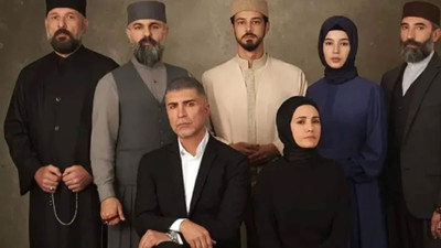 Kızıl Goncalar finali sonrası ünlü oyuncudan sürpriz yenilik. Takipçilerinden yorum istedi