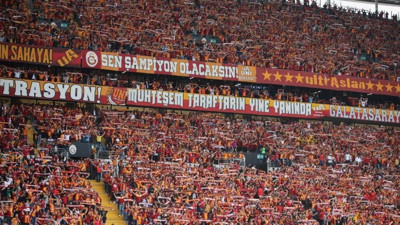 Dünya yıldızı Galatasaray'a geliyor. Fenerbahçe'ye 2 gol atmıştı