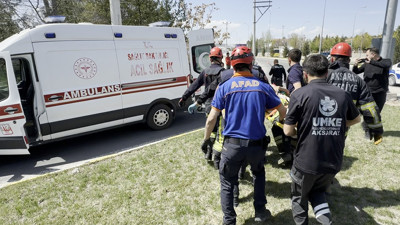Aksaray’da korkunç kaza! Lastiği patladı işçilerin arasına daldı: Çok sayıda yaralı var