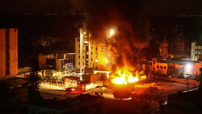 İsrail ordusu, Gazze kentindeki Durra Çocuk Hastanesini vurdu