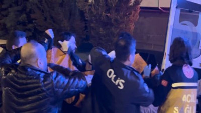 Oğluyla tartıştı hastanelik oldu