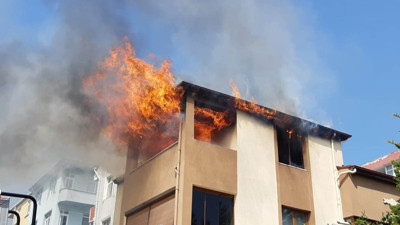 Körfez’de ev alevlere teslim oldu!