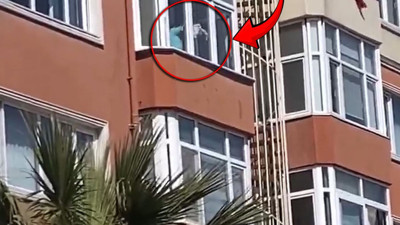 Deprem anında hayrete düşüren görüntü! Temizliğe devam eden kadın şaşkınlık yarattı