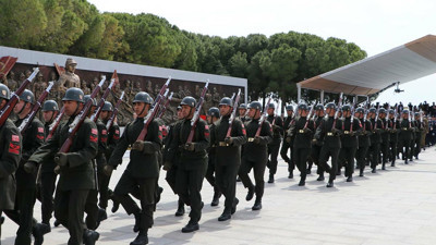 Çanakkale'de Mehmetçik’in destanı 110 yaşında: Barışla anıldı