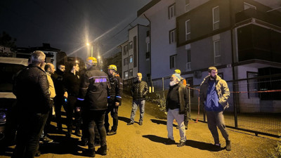 Sakarya'da çökme tehlikesi bulunan 4 katlı apartman boşaltıldı