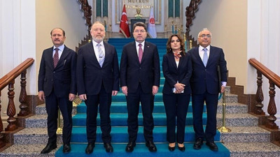 Adalet Bakanı'ndan DEM Parti'nin Öcalan talebine net yanıt: Engel yok...