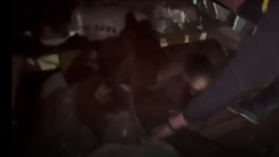 Özel bölümün içinden çıkarttılar! Çuvalları kaldıran polis gözlerine inanamadı