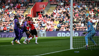 Fulham son nefeste güldü: Sessegnon Avrupa umutlarını canlı tuttu