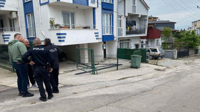 Kocaeli’nde balkonda facia! 3 kişi elektrik akımına kapıldı