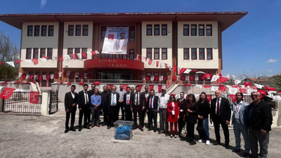 ‘Yukarıdan talimat var’ dediler salonun kapısına kilit vurdular! Siyaset arenasında kongre krizi