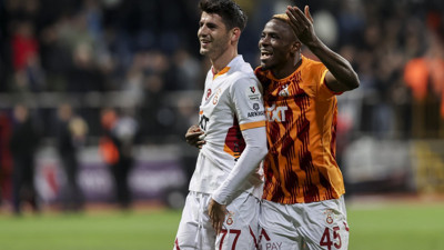 Osimhen istedi Morata 3'lü çektirdi