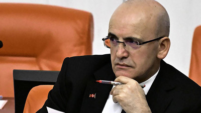 CHP’den Bakan Mehmet Şimşek’i terletecek 7 soru?