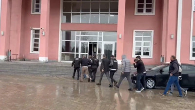 Ağrı’da kopya operasyonu: 8 gözaltı