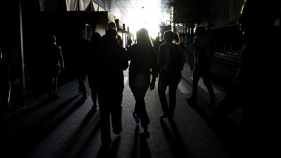 Avrupa'yı karanlığa gömen kaos sonrası... Akıllardaki tek soru: Türkiye de etkilenir mi?