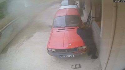 İki kardeş alevler arasından kurtarılmıştı! Çocuklar koruma altına alındı