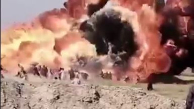 Pakistan'da yakıt tankeri patladı: Ölüler ve çok sayıda yaralı var