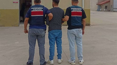 10 yıl cezayla aranan firari yakalandı