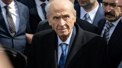 Devlet Bahçeli esti gürledi! Deprem profesörüne ateş püskürdü