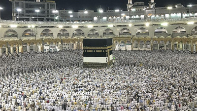 Ankara'dan ilk hac kafilesi dualarla uğurlandı