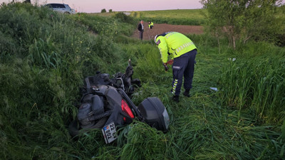 Edirne'de feci kaza! Motosiklet metrelerce sürüklendi: 1 ölü