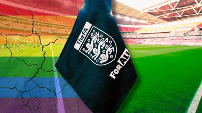 İngiliz futbolunda LGBT'ye geçit yok