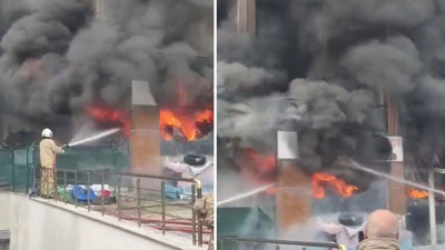 Pendik'teki yedi katlı bina alevler içinde kaldı!