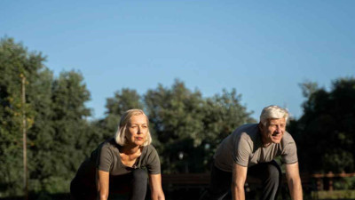 Yaşlanmayı yavaşlatan dört süper besin! Hayat uzatan besinlerin gücü