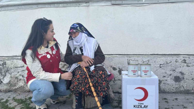 Kızılay'dan Ağrılılara yardım eli