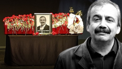 Hayatını kaybeden Sırrı Süreyya Önder, son yolculuğuna uğurlandı