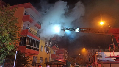 Patlamanın ardından yangın çıktı! 12 kişi yaralandı