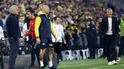 Solskjaer Okan Buruk pozunu verdi