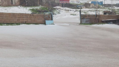 Kars'ı dolu vurdu! Her yer beyaza büründü