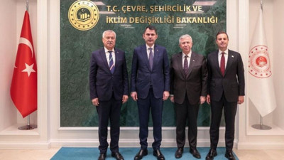 CHP'li üç başkandan Bakan Kurum'a ziyaret