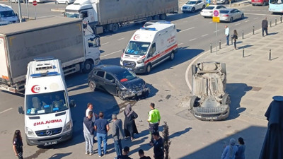 Pendik’te kırmızı ışık ihlali yapan maganda ortalığı birbirine kattı!
