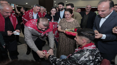 Kutsal göreve kına ile uğurlama