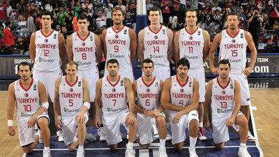 Bir döneme damga vurmuştu! Milli oyuncu basketbola veda etti