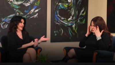 Ünlü şarkıcı Reyhan Karaca'dan yıllar sonra gelen itiraf! Gözyaşları içerisinde anlattı