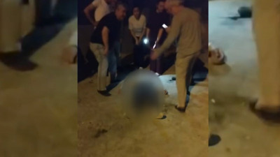 Eski nişanlısının elinde bıçak görünce balkondan atladı