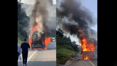 Alevler kamyonu yuttu: Bursa’da facia
