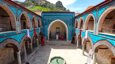 Anadolu Selçuklu mimarisinin incisi Gök Medrese açıldı