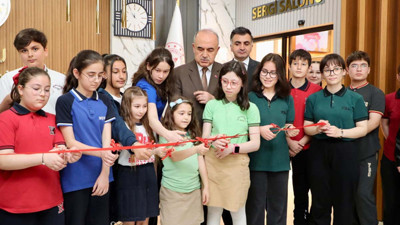 Ordu'da duygusal sergi! Açılışı Vali Erol, yaptı