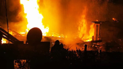 Ahşap yangında küle öndü!