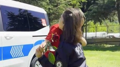 Polislerden ‘Anneler Günü’ klibi